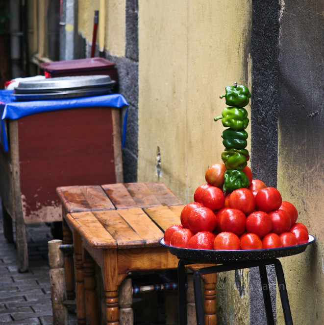 display, street food at Diyarbakır, by Tuba Şatana